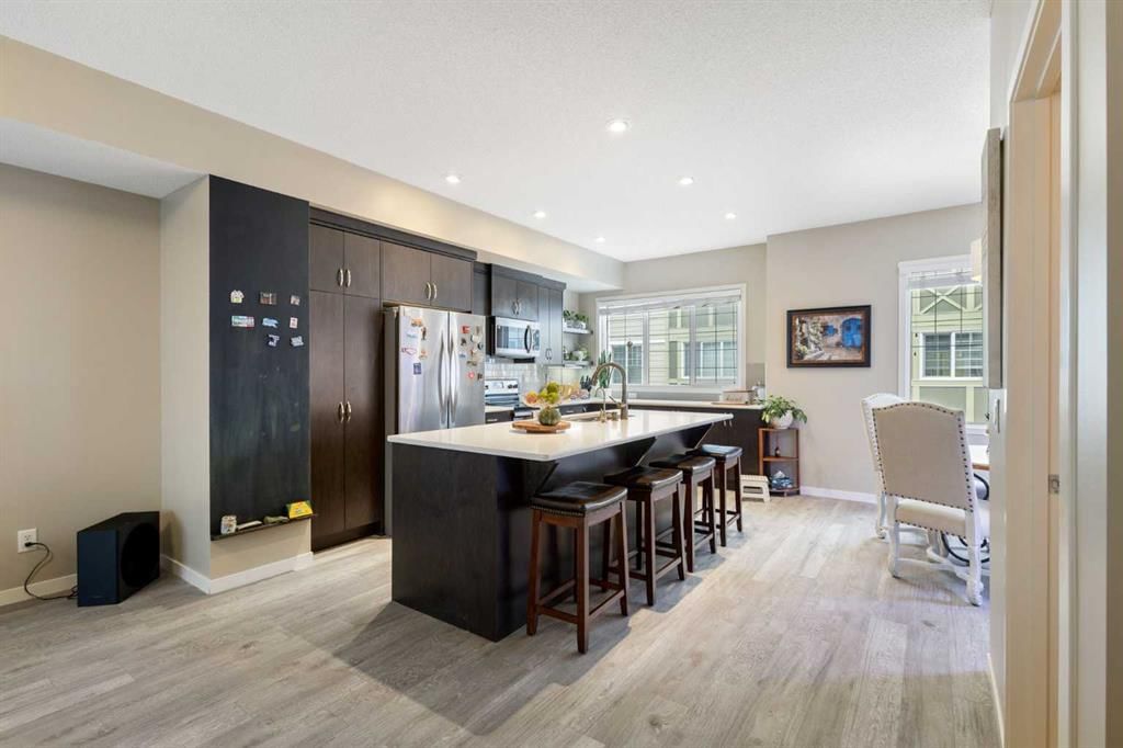 206 Nolanlake Villas NW, Calgary — photo 5 of 34
