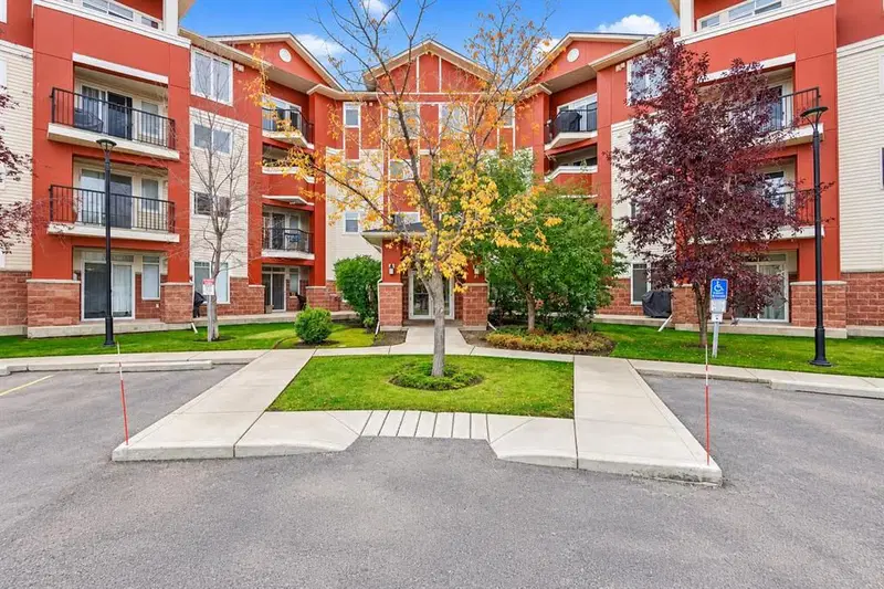 110, 162 Country Village Circle NE, Calgary — apartment for sale