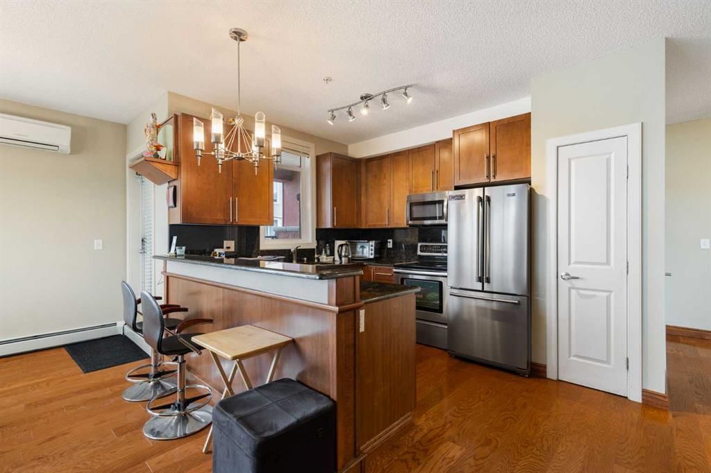 110, 162 Country Village Circle NE, Calgary — photo 5 of 22