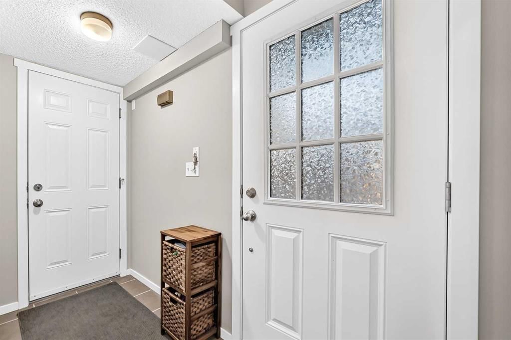 1701, 125 Panatella Way NW, Calgary — photo 5 of 44