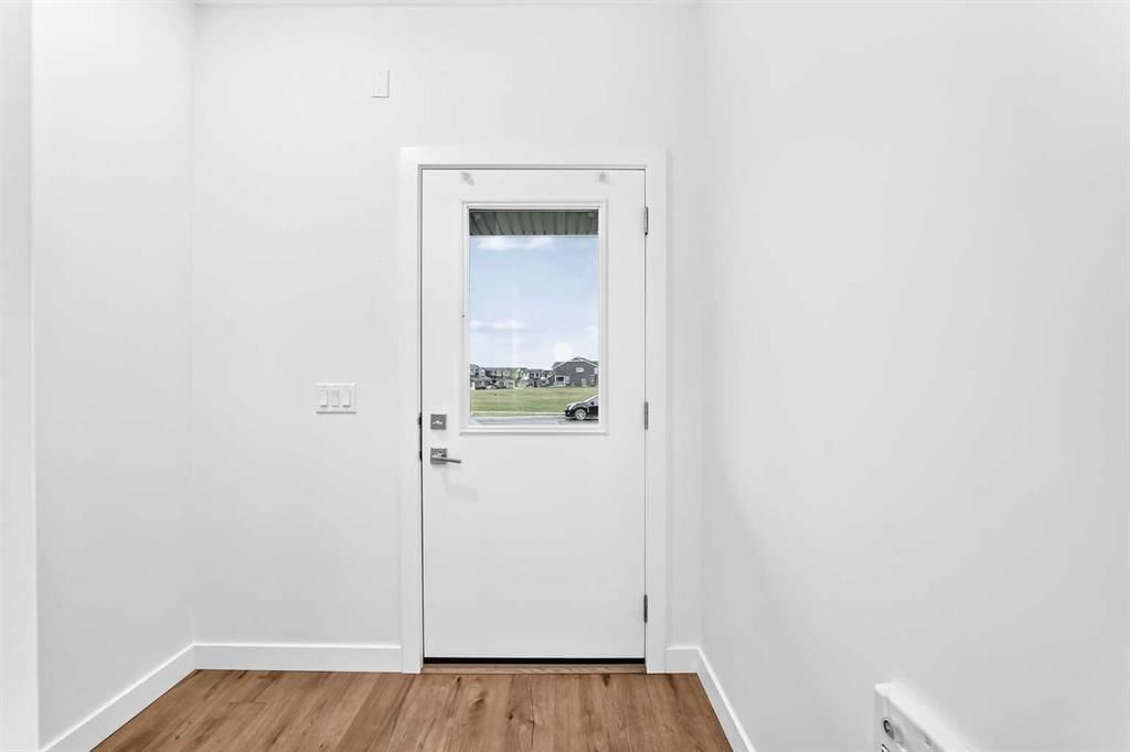 343 Creekside Boulevard SW, Calgary — photo 3 of 43