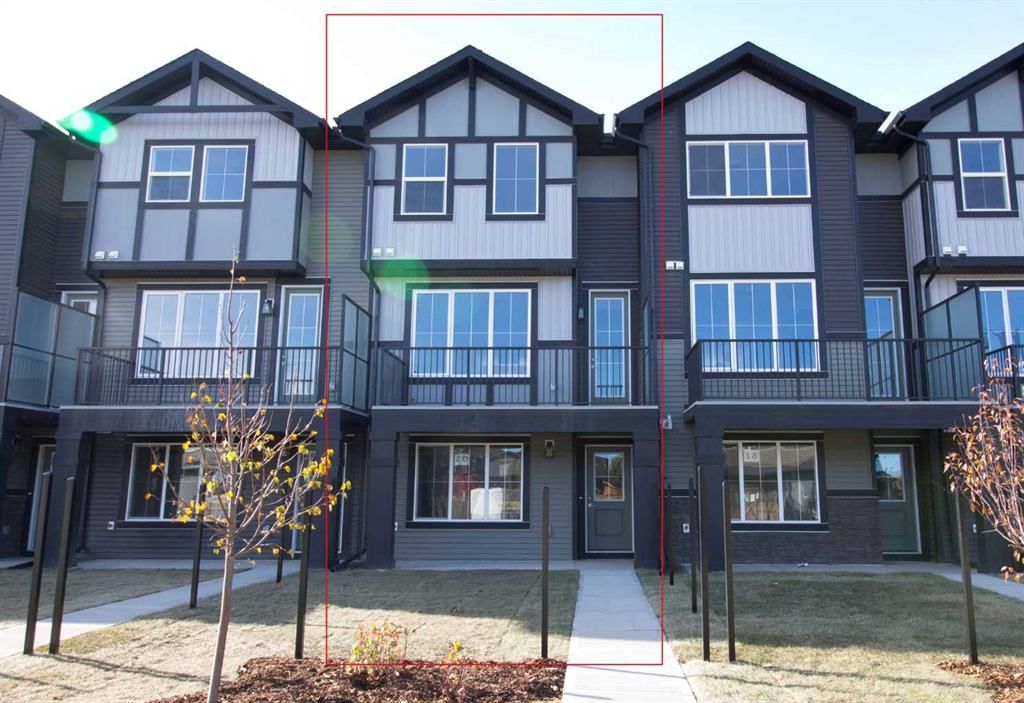 20 Sundown Place, Cochrane — main listing photo