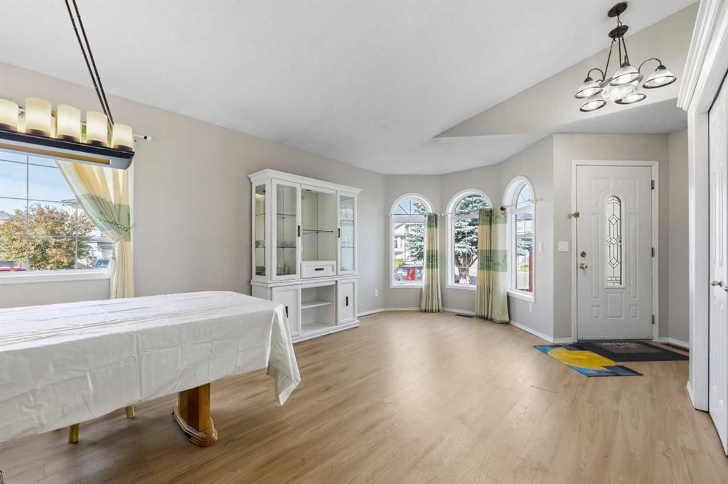 34 Applestone Park SE, Calgary — main listing photo