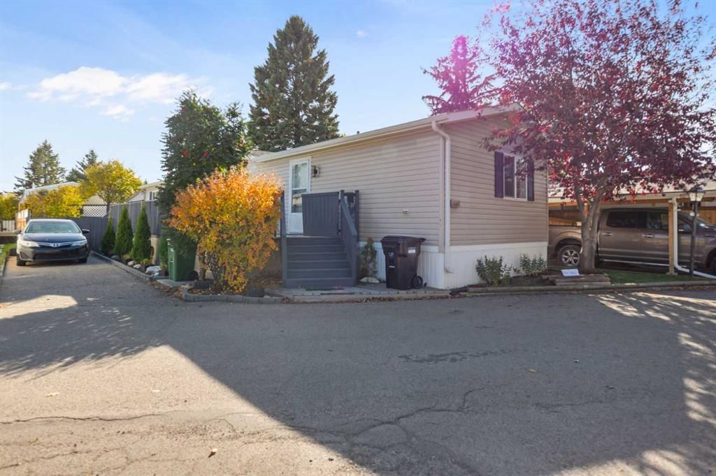 443, 3223 83 Street NW, Calgary — photo 3 of 28