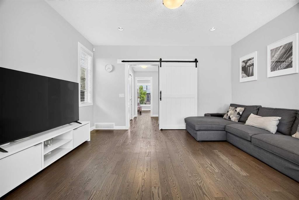 30 Evanscrest Rise NW, Calgary — photo 5 of 50