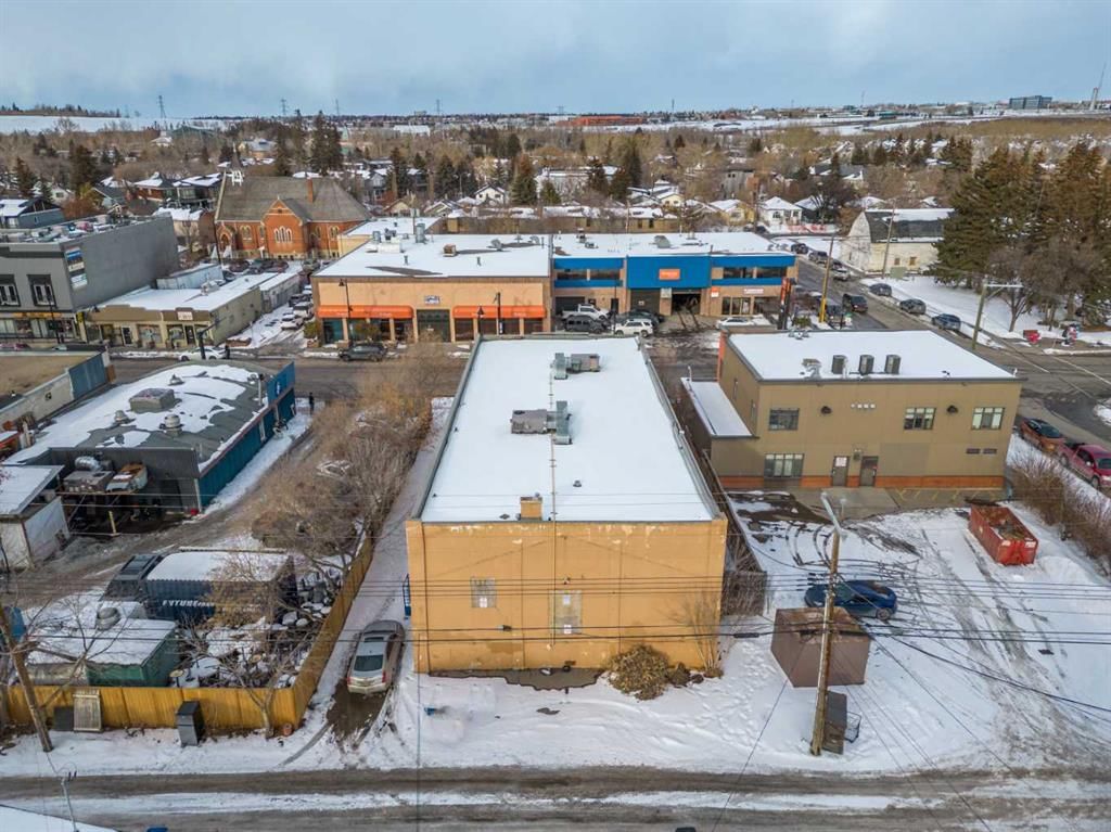 1435 9 Avenue SE, Calgary — photo 3 of 25