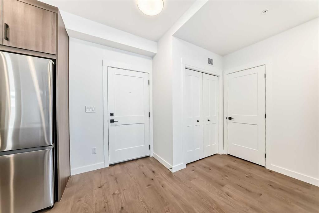 1217, 14910 1 Street NW, Calgary — photo 2 of 33