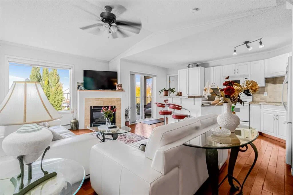 308, 3308 Valleyview Park SE, Calgary — main listing photo