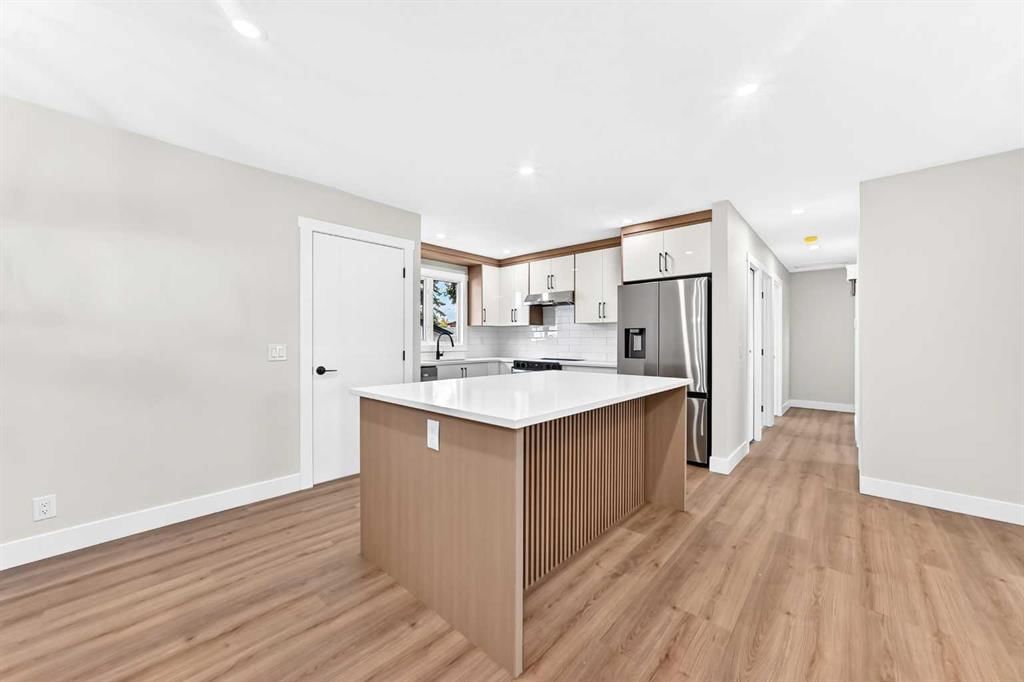 3320 60 Street NE, Calgary — photo 4 of 50