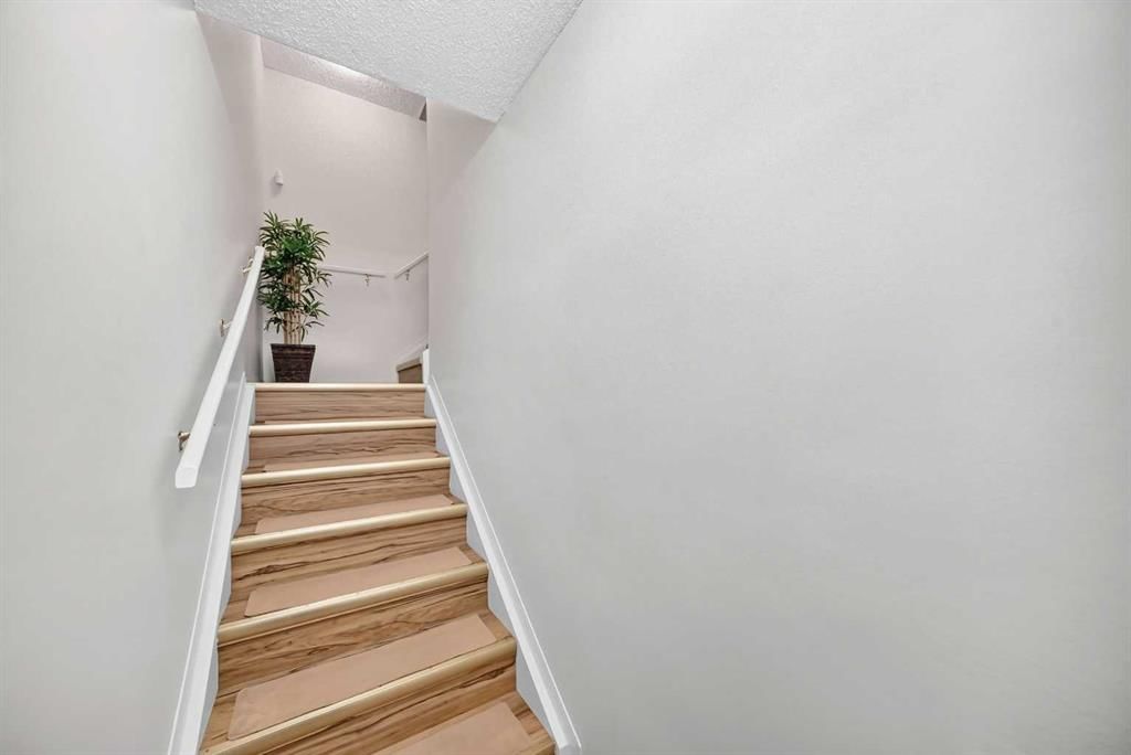 45, 3745 Fonda Way SE, Calgary — photo 4 of 28