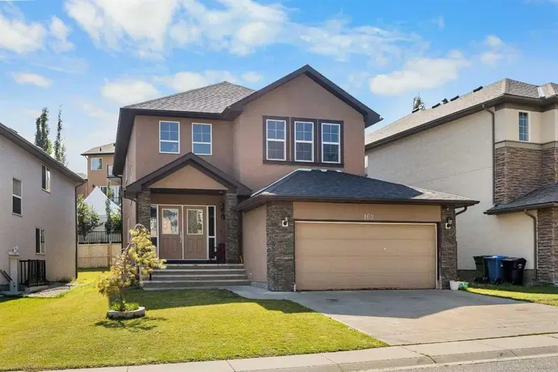 162 Sherwood Hill NW, Calgary — main listing photo