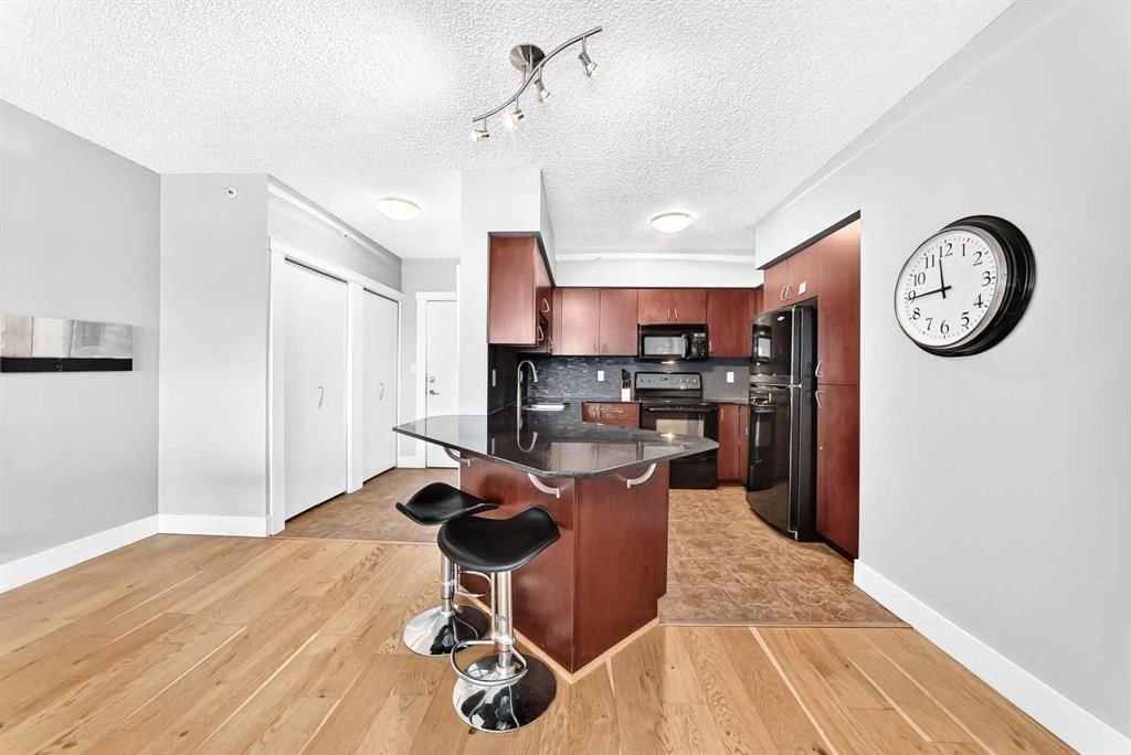 808, 8710 Horton Road SW, Calgary — photo 5 of 37