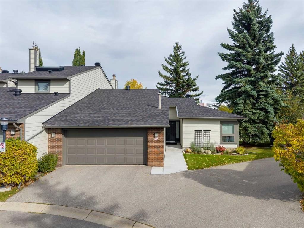 29, 185 Woodridge Drive SW, Calgary — main listing photo