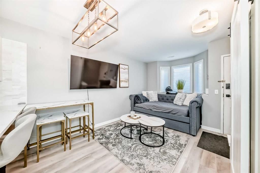 106, 1014 14 Avenue SW, Calgary — photo 3 of 27