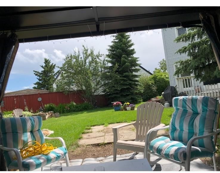44 Abingdon Court NE, Calgary — photo 3 of 46