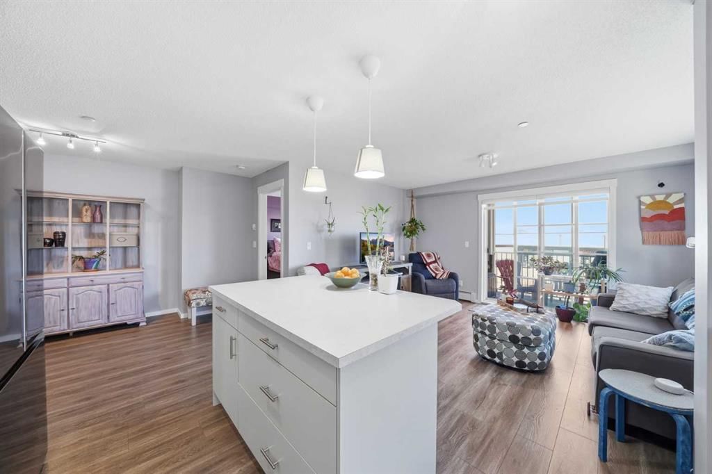 4201, 279 Copperpond Common SE, Calgary — photo 3 of 33