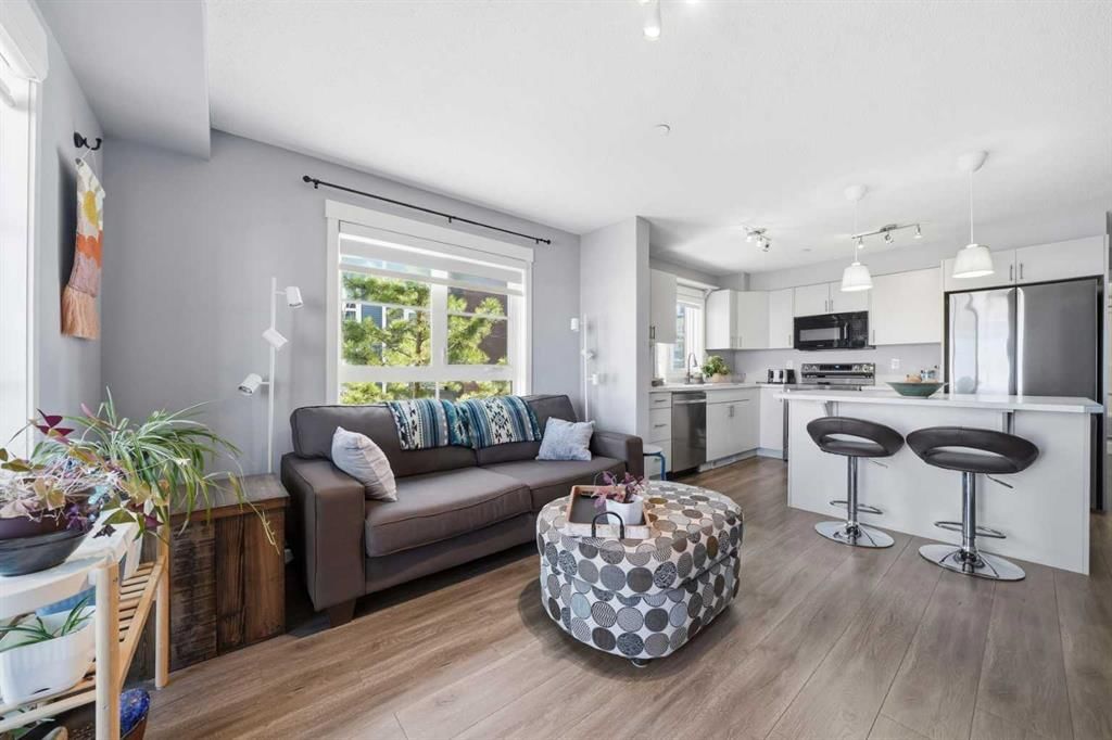 4201, 279 Copperpond Common SE, Calgary — photo 4 of 33