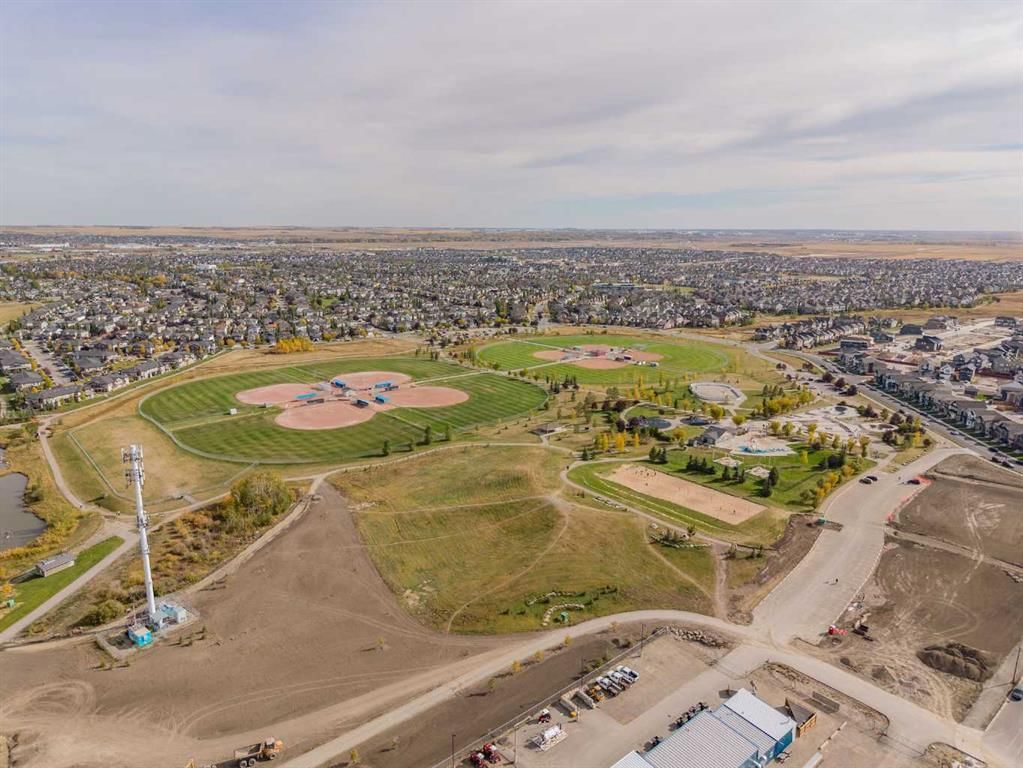251 Chinook Gate Boulevard SW, Airdrie — photo 4 of 45