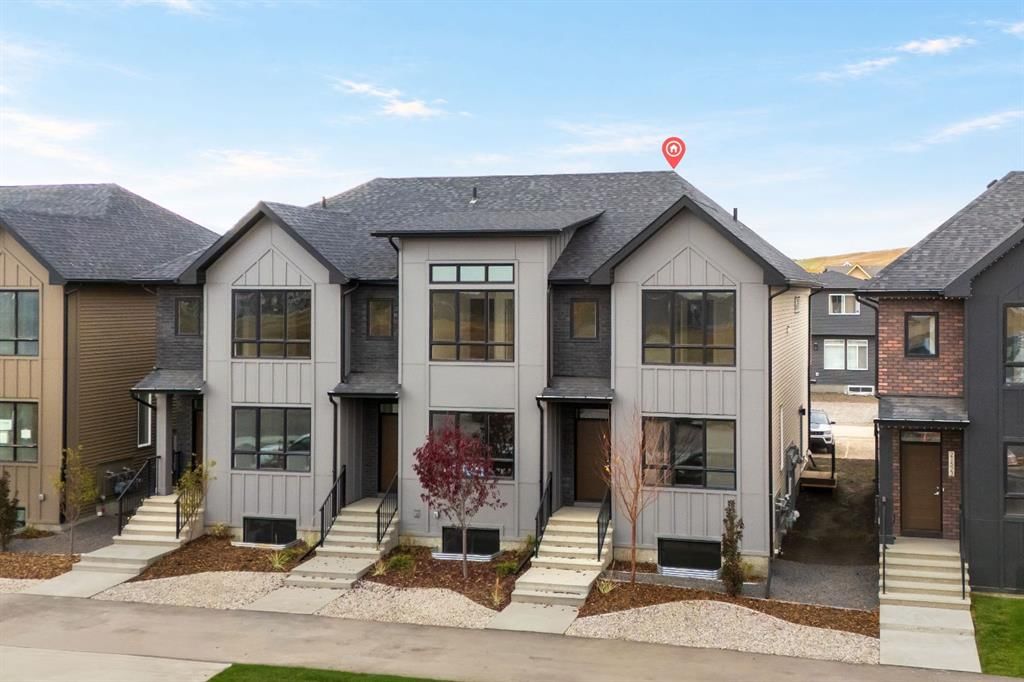 21527 Sheriff King Street SW, Calgary — photo 2 of 50