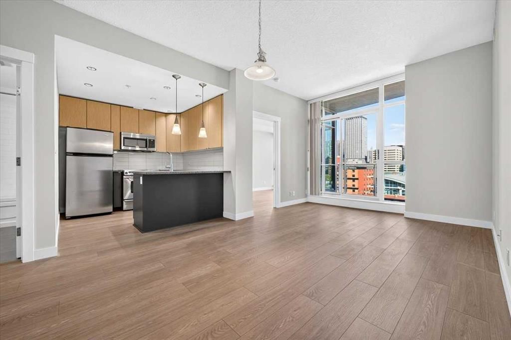 707, 788 12 Avenue SW, Calgary — photo 4 of 26