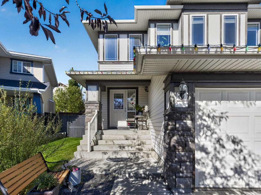 314 Reunion Heath NW, Airdrie — photo 2 of 50