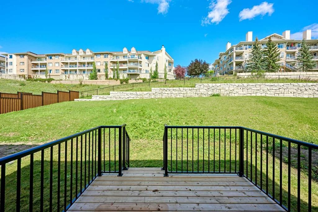 95 ARBOUR LAKE Heights NW, Calgary — photo 4 of 47