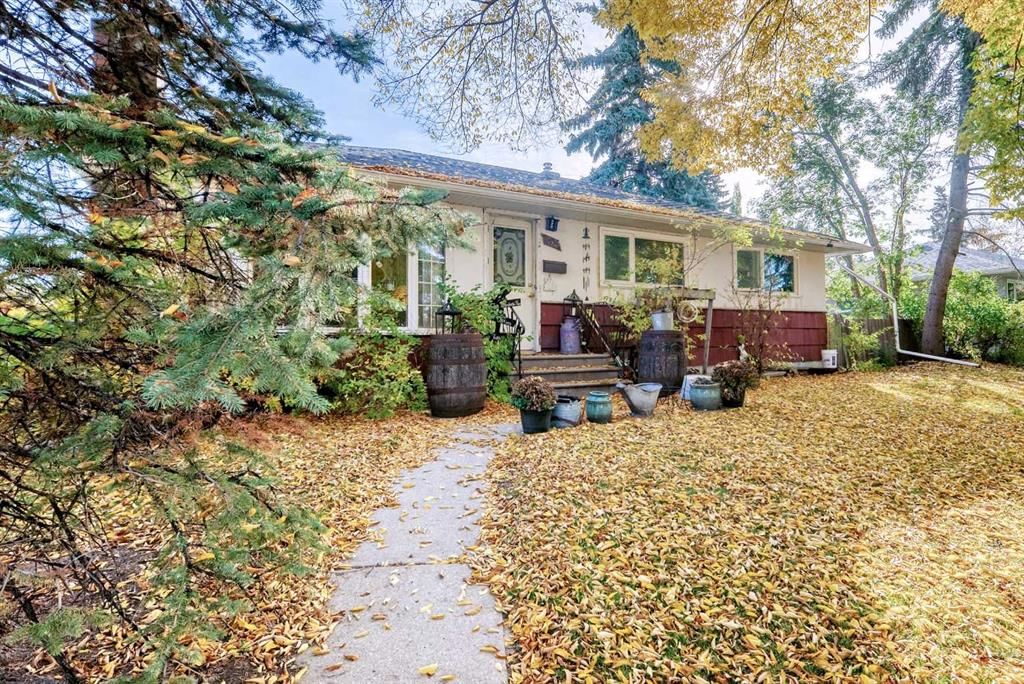 1936 45 Street SW, Calgary — photo 3 of 16
