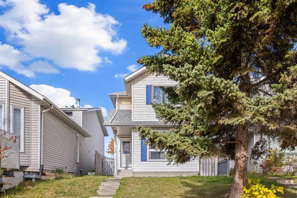 70 Dovercliffe Way, Calgary — photo 2 of 41