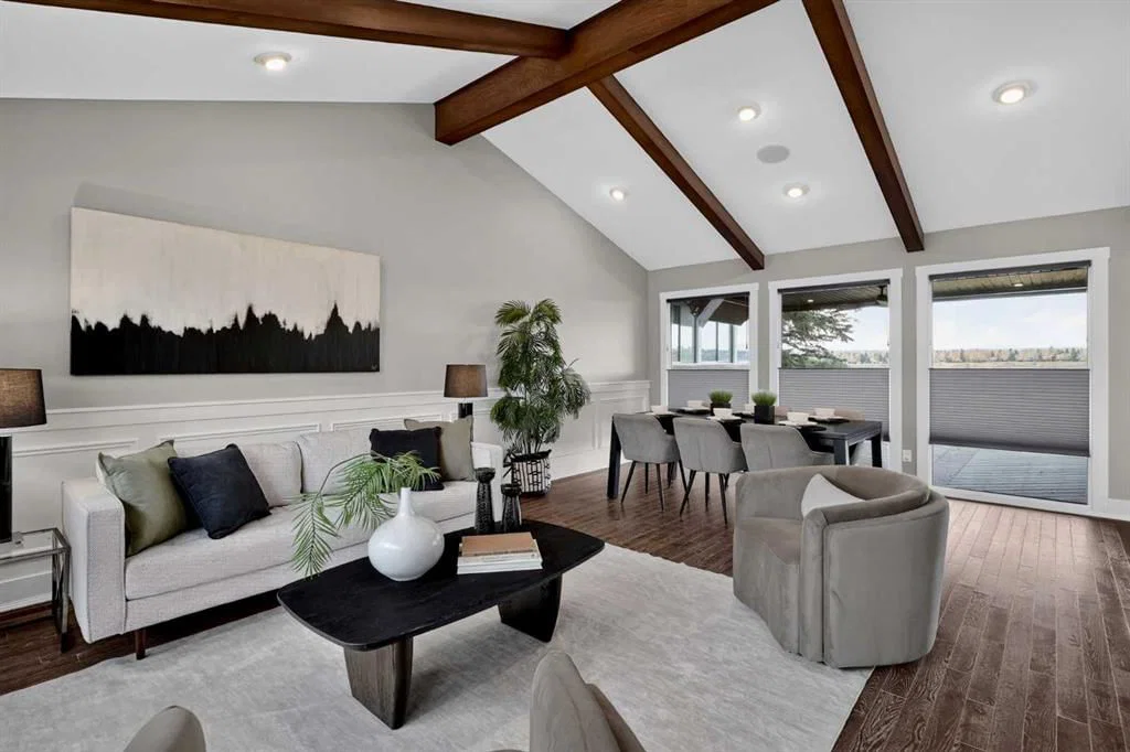 323 Parkview Crescent SE, Calgary — photo 4 of 50