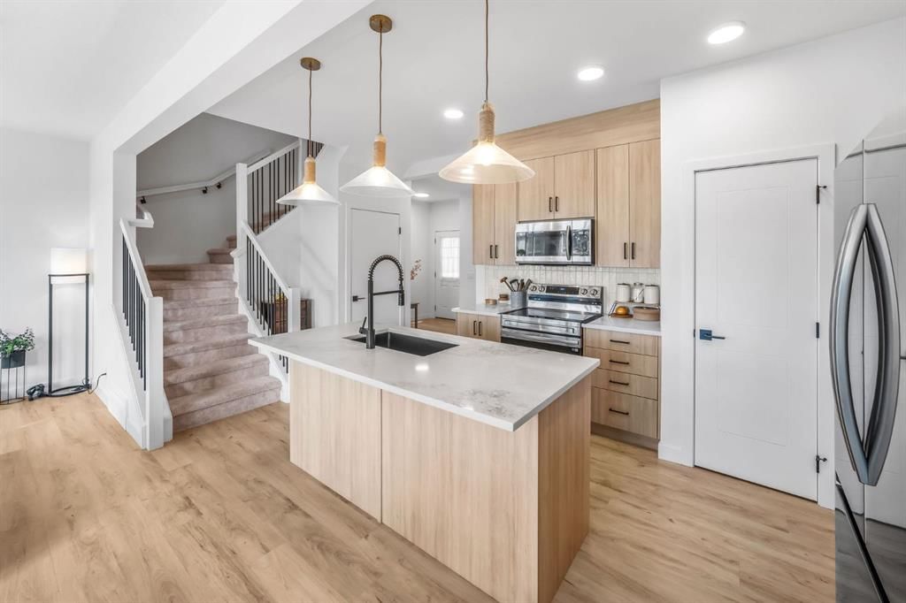 288 Sora Terrace SE, Calgary — photo 2 of 50