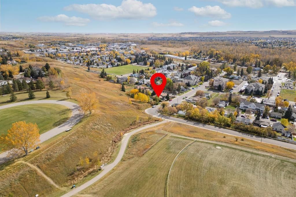 1, 29 Poplar Avenue, Okotoks — photo 4 of 40