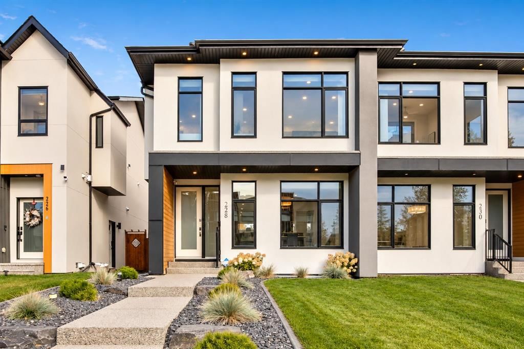 228 33 Avenue NE, Calgary — photo 2 of 50