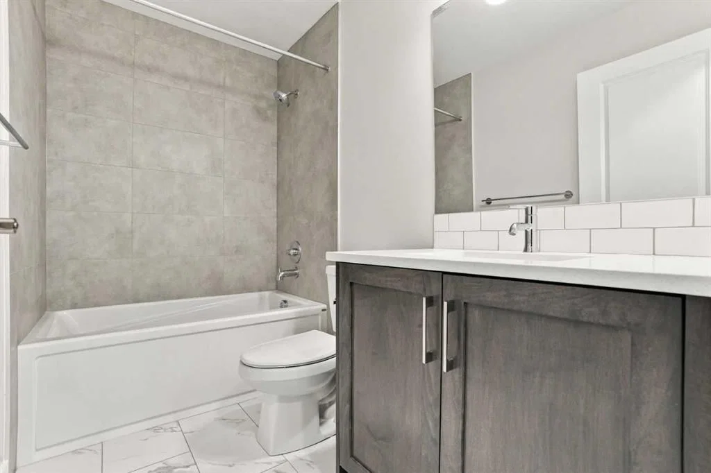 196 Buffaloberry Manor SE, Calgary — photo 5 of 45