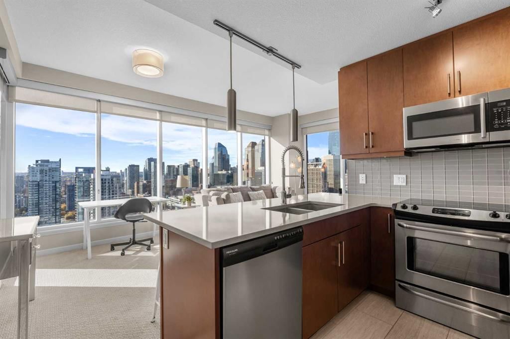 2407, 1320 1 Street SE, Calgary — main listing photo
