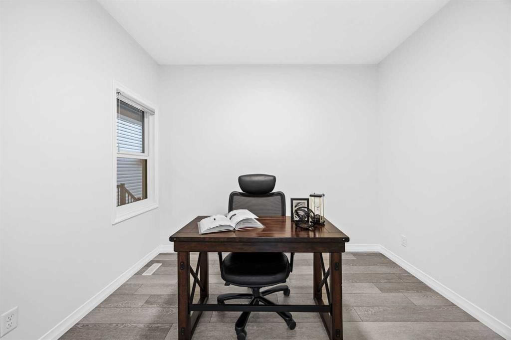 101 Howse Common NE, Calgary — photo 2 of 50