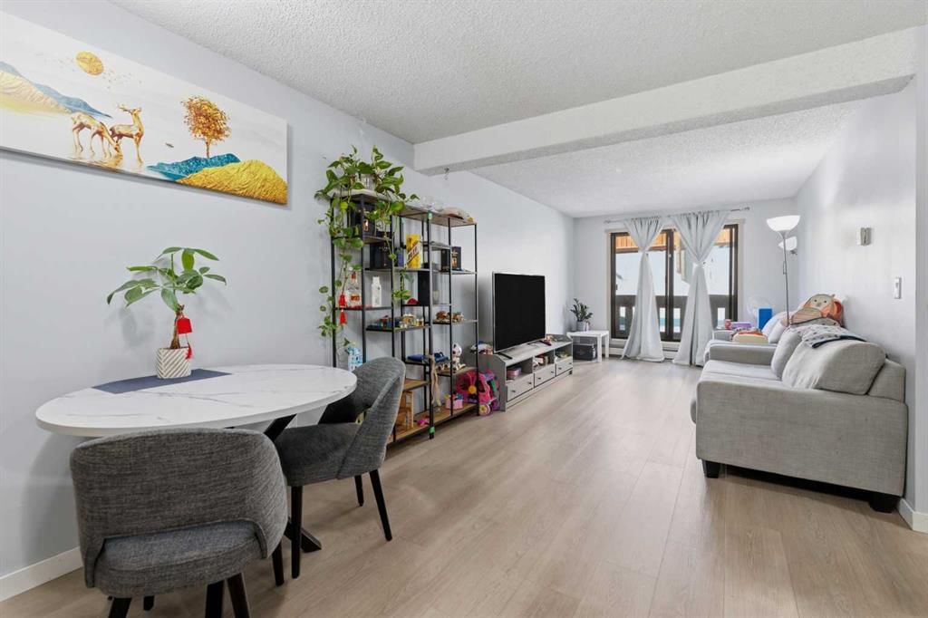 7, 3911 1 Street NE, Calgary — photo 4 of 26