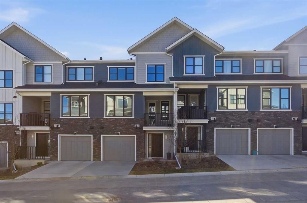 307 Crestridge Common SW, Calgary — photo 3 of 41