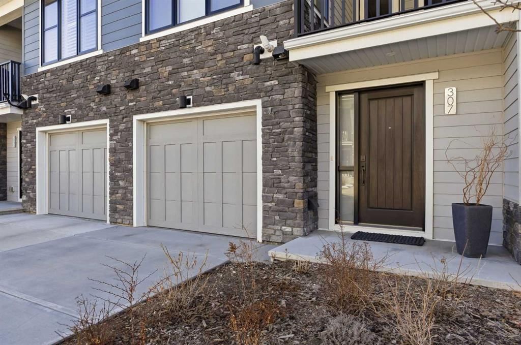 307 Crestridge Common SW, Calgary — photo 5 of 41