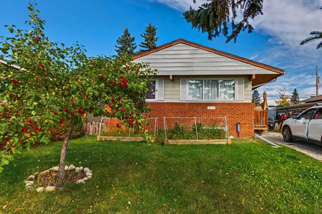 3714 Dover Ridge Drive SE, Calgary — detached for sale