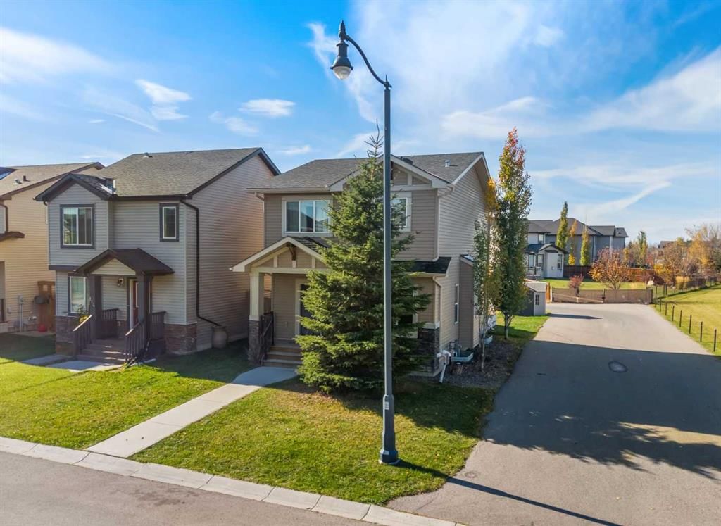 116 Drake Landing Loop, Okotoks — photo 2 of 49