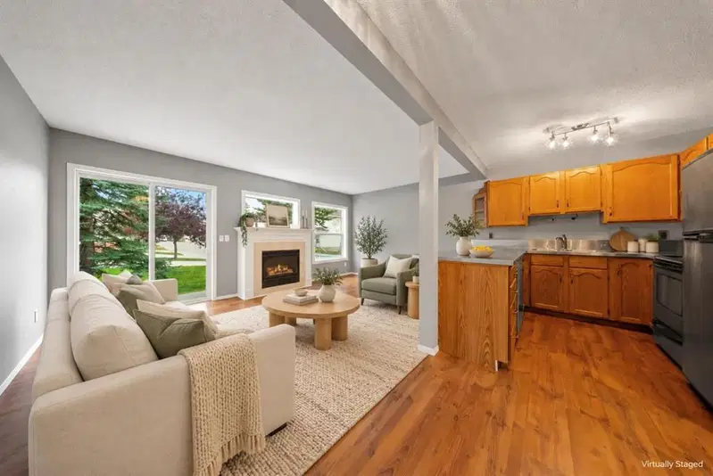 13 Country Hills Rise NW, Calgary — photo 5 of 23