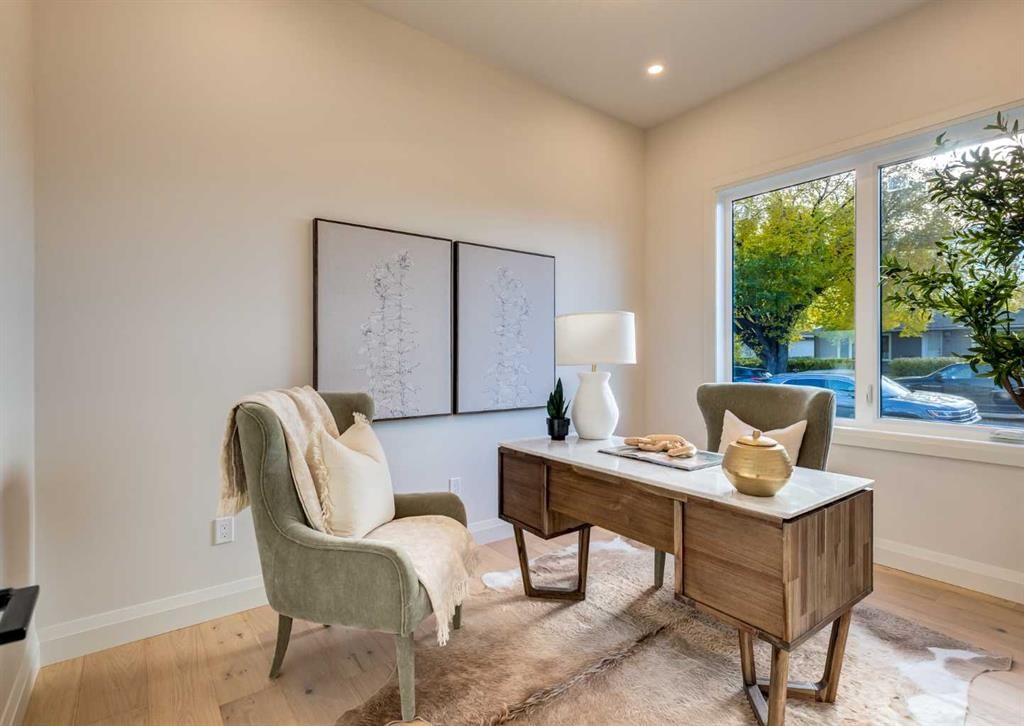 70A Montrose Crescent NE, Calgary — photo 3 of 45