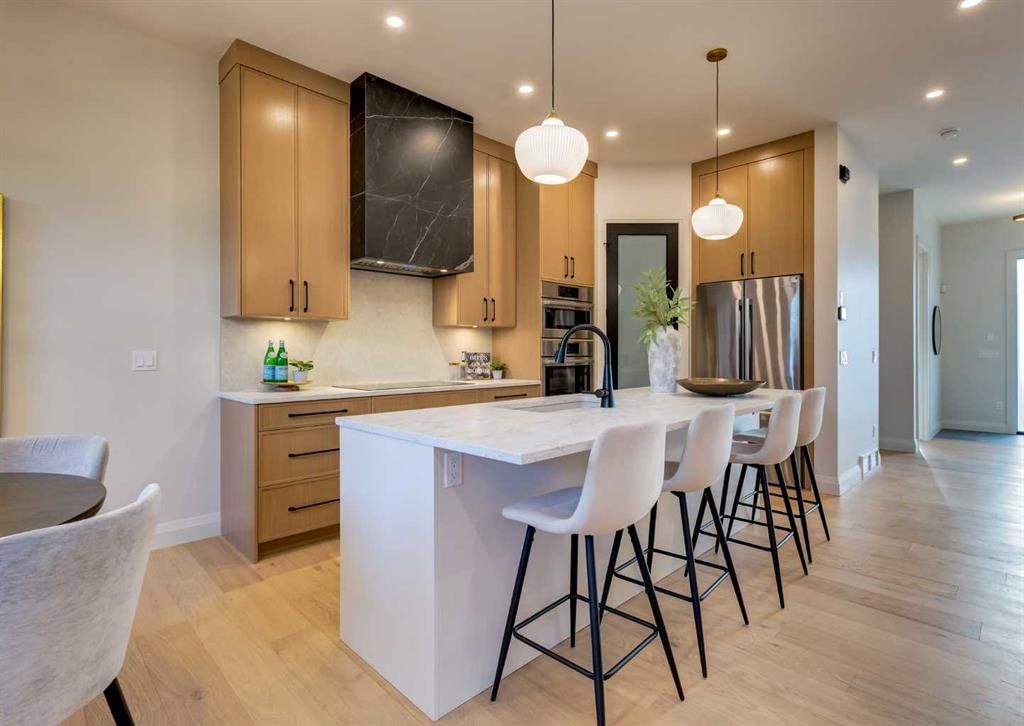 70A Montrose Crescent NE, Calgary — photo 5 of 45