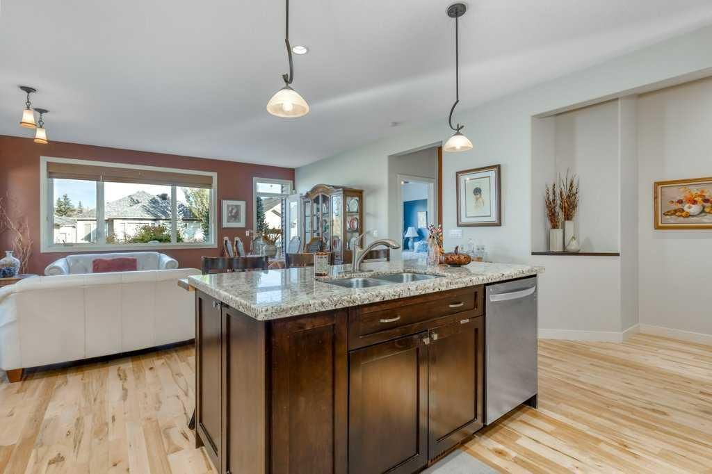 312 Crawford Close, Cochrane — photo 5 of 50