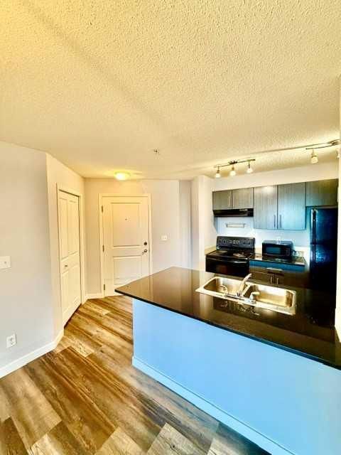 106, 5 saddlestone Way NE, Calgary — photo 2 of 24