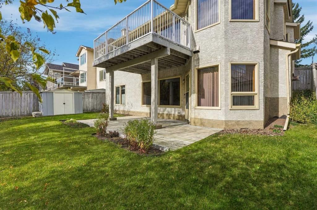 51 Edgebrook Circle NW, Calgary — photo 2 of 47