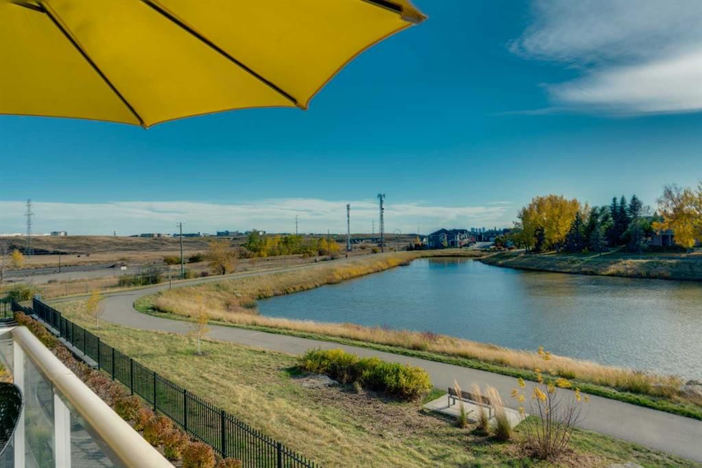 122 Harvest Grove NE, Calgary — row/townhouse for sale