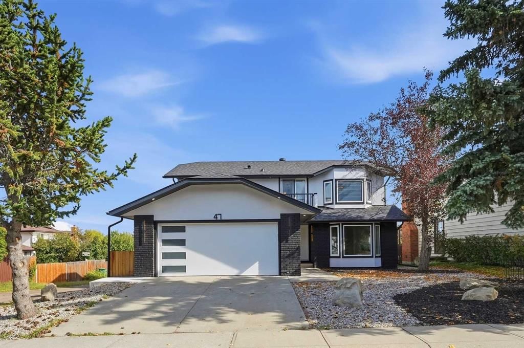 47 Woodbrook Road SW, Calgary — main listing photo