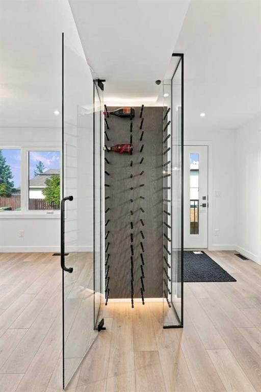 47 Woodbrook Road SW, Calgary — photo 5 of 43
