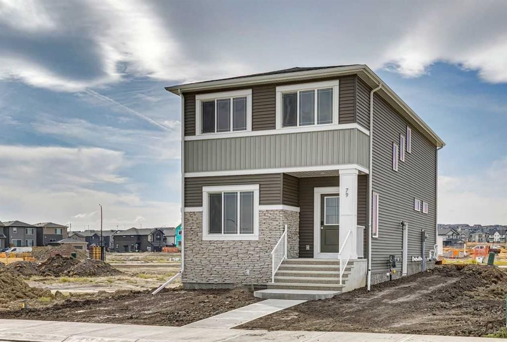79 Lewiston Park NE, Calgary — photo 2 of 28